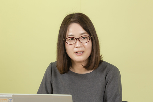 長岡副調査役